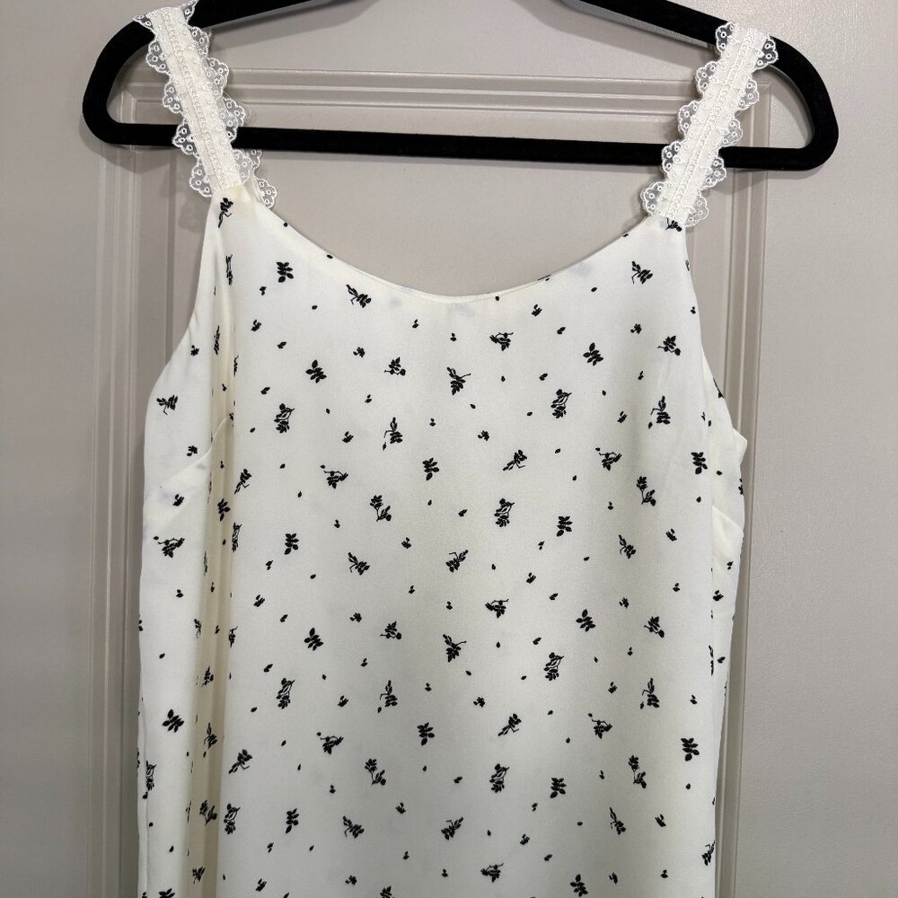 Nordstrom Rack XS Lace Leaf Pattern Camisole Black and White Women's Tank Top